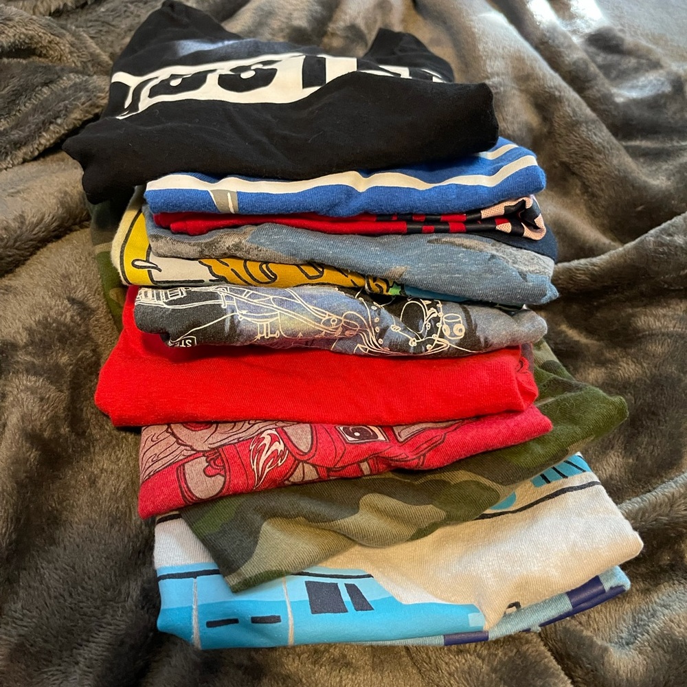 Toddler 5T t shirt bundle